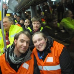 Op de bus - Toneelvereniging Plankenkoorts 